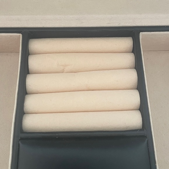 Travel Jewelry Organizer Box - Picture 6 of 12